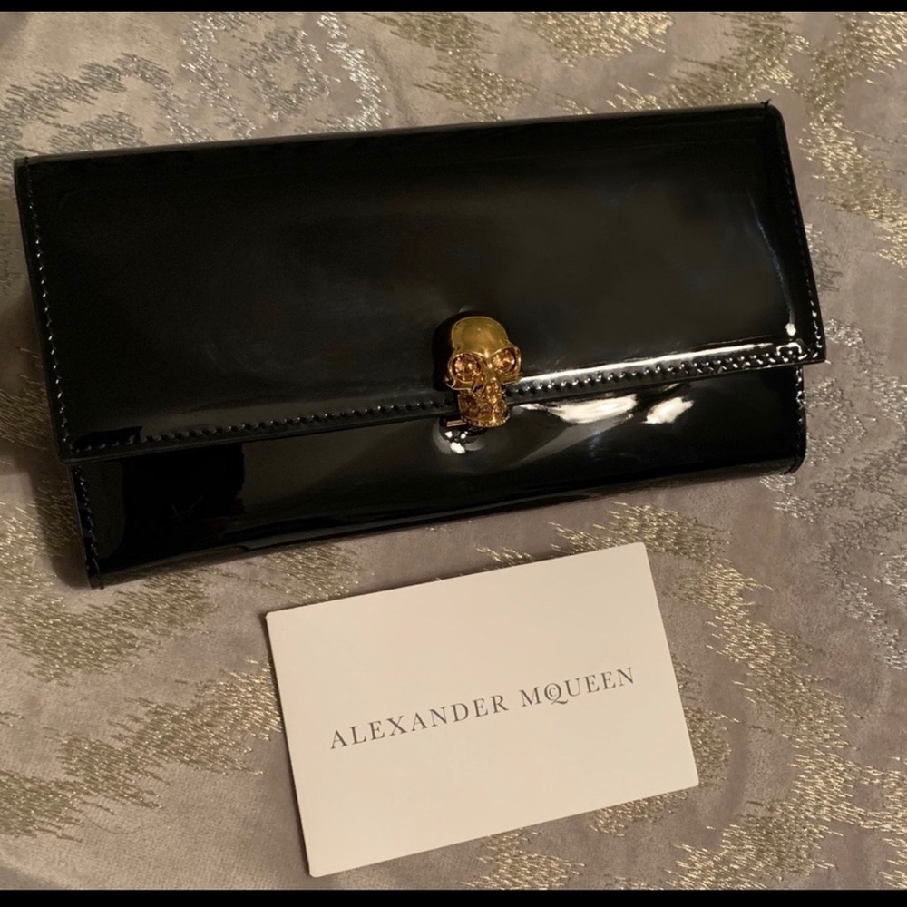 (SOLD) Authentic Alexander McQueen Skull Wallet